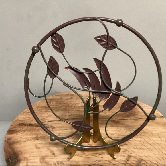 Vintage - Metal Crafted Hot Peppers Themed Trivet - Functional or Decor - Nice - Picture 4 of 6